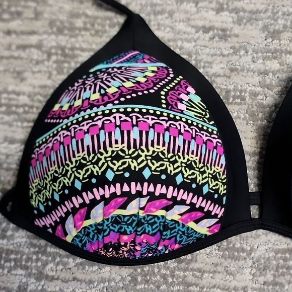 Victoria Secret Bikini 👙 - Picture 7 of 10